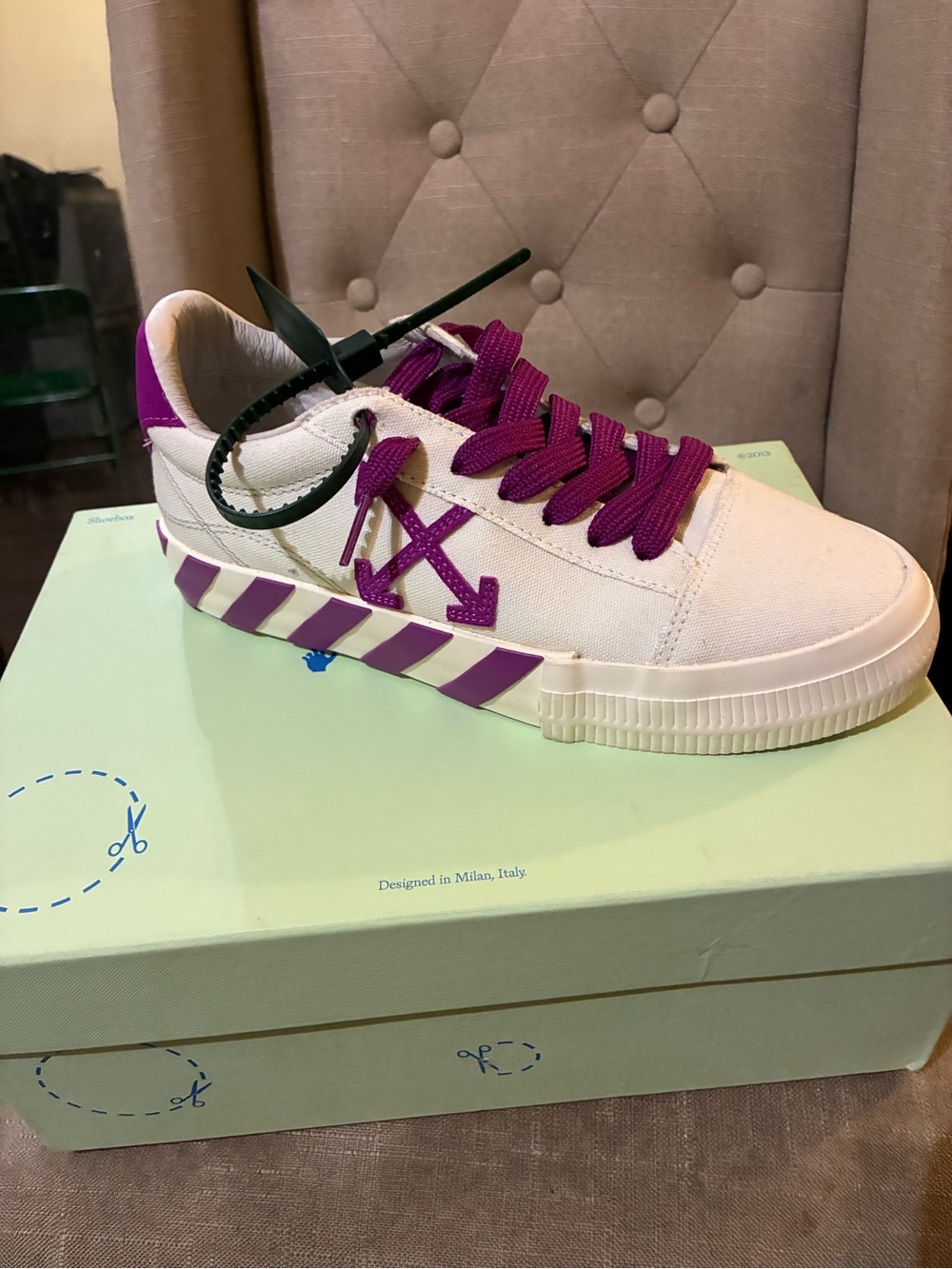 Off-White White Canvas Low-Top Sneaker with Purple Accents